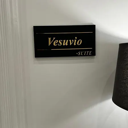 La Corte di Partenope Luxury Suite 3*