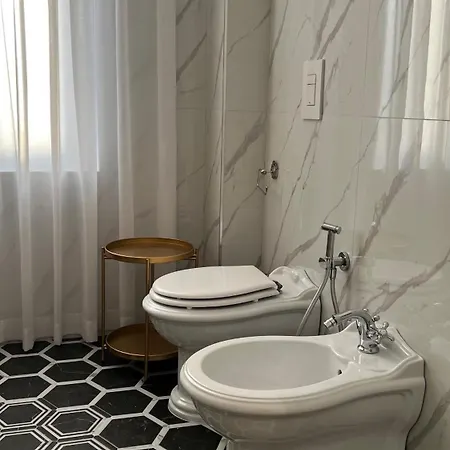 La Corte di Partenope Luxury Suite 3*