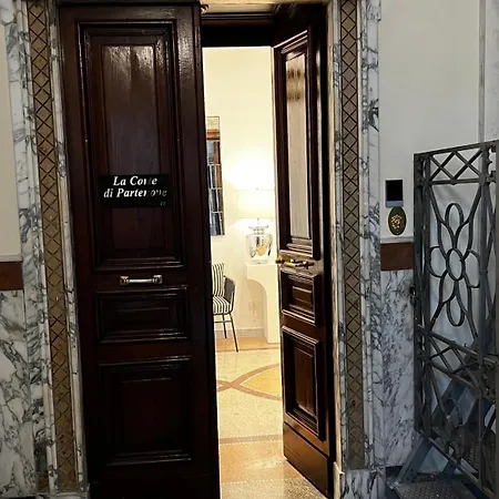 La Corte di Partenope Luxury Suite Affittacamere Napoli