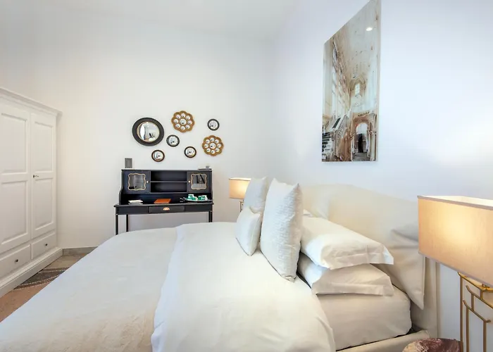 Bellavista Luxury 게스트하우스 3*